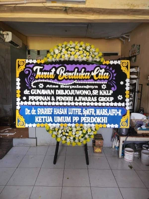 Papan Bunga di Manggarai